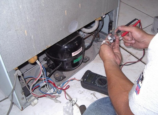 Dịch vụ bơm gas tủ lạnh tại nhà giá rẻ với kỹ thuật viên lành nghề của Sửa Chữa Điện Lạnh
